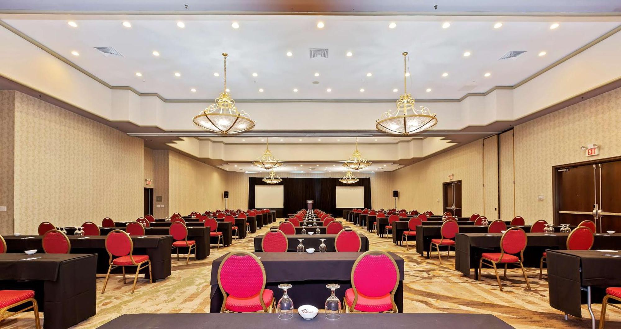 Hotel Doubletree By Hilton Whittier Exterior foto