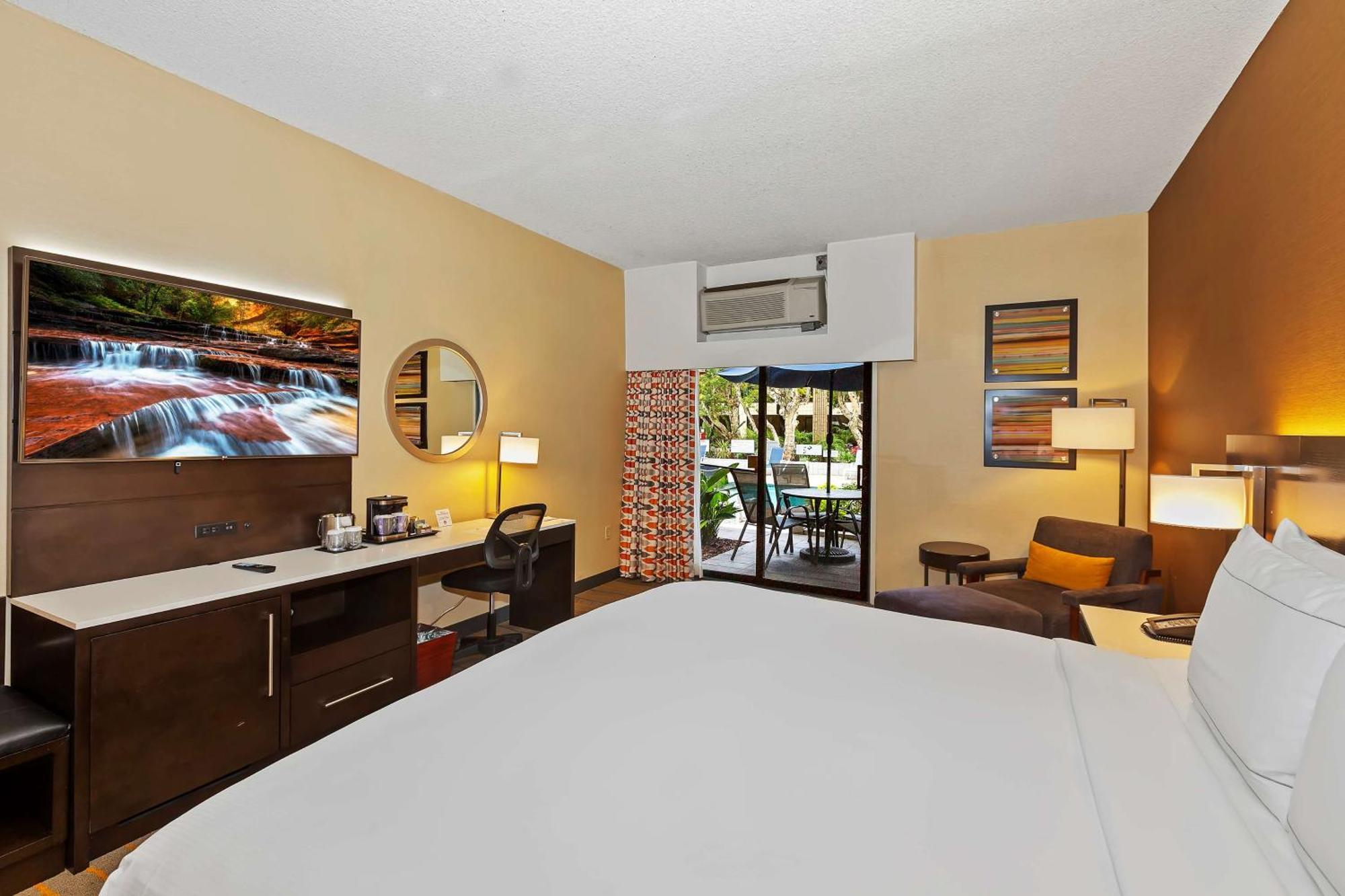 Hotel Doubletree By Hilton Whittier Exterior foto
