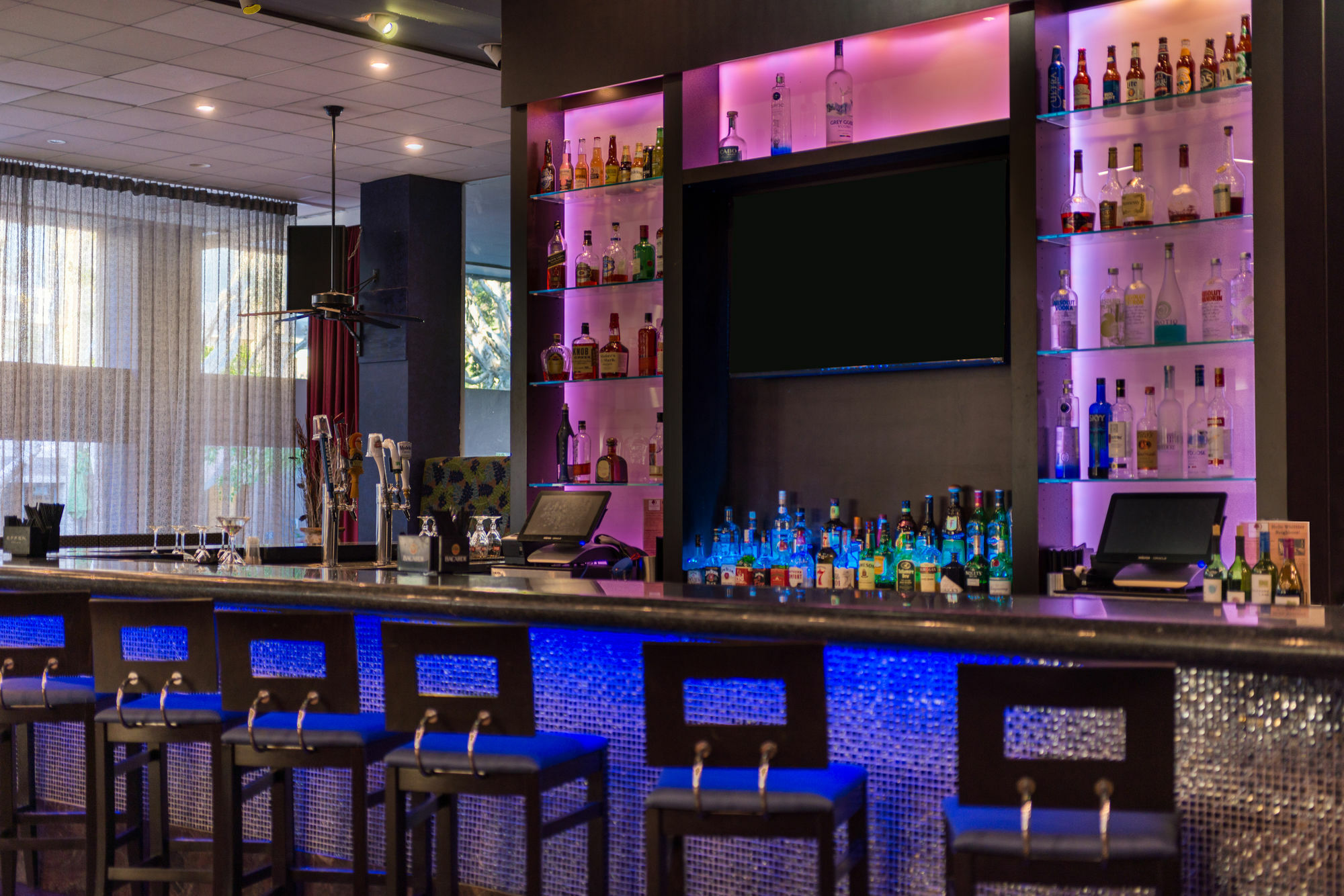 Hotel Doubletree By Hilton Whittier Exterior foto